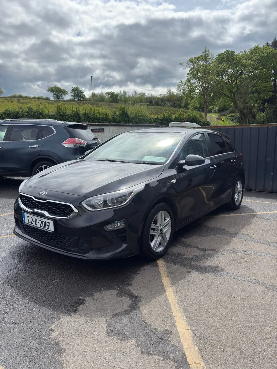 Kia Ceed 2021 - Image 2