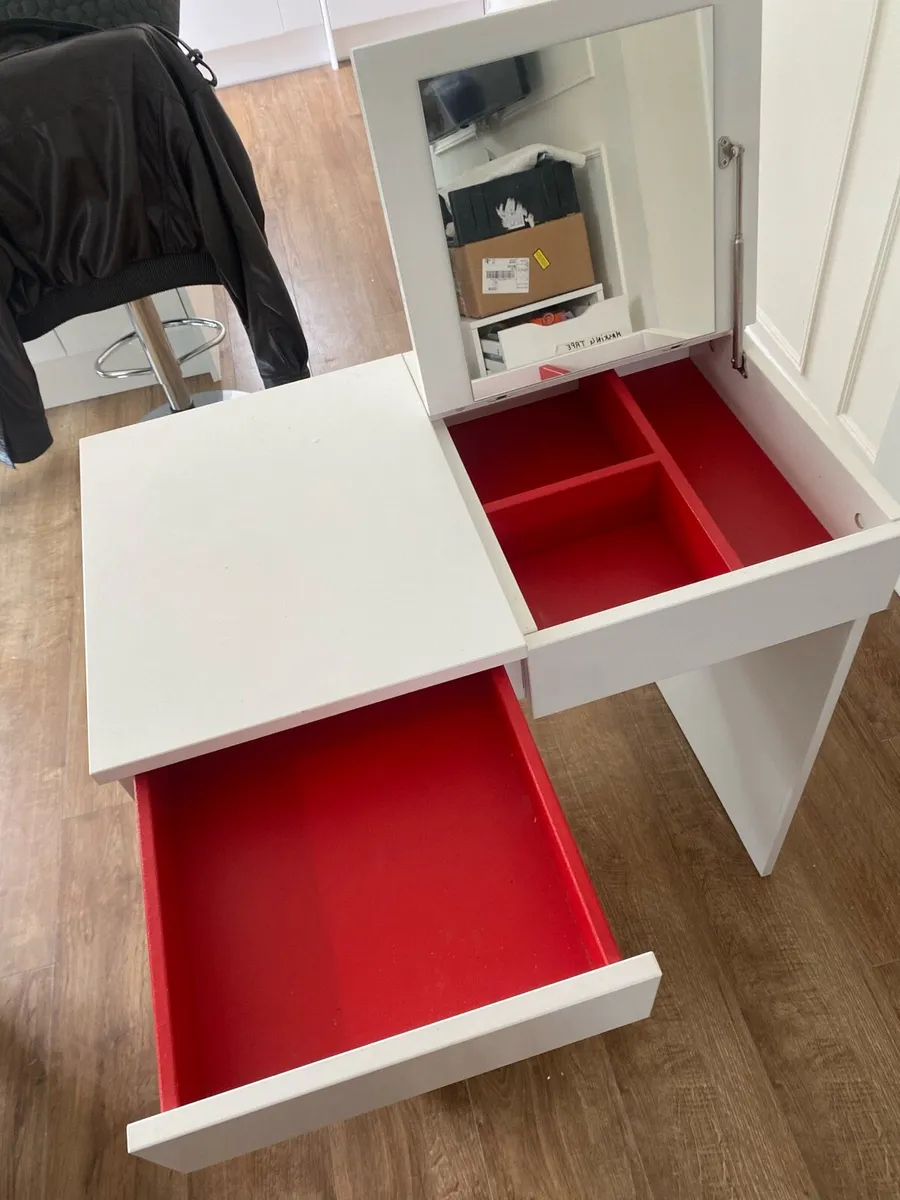 Desk / Storage - Image 1