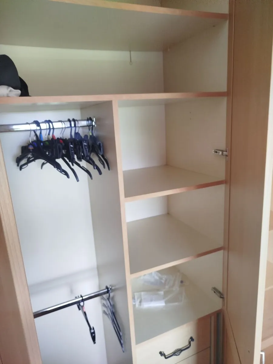 Bed and wardrobe - Image 1