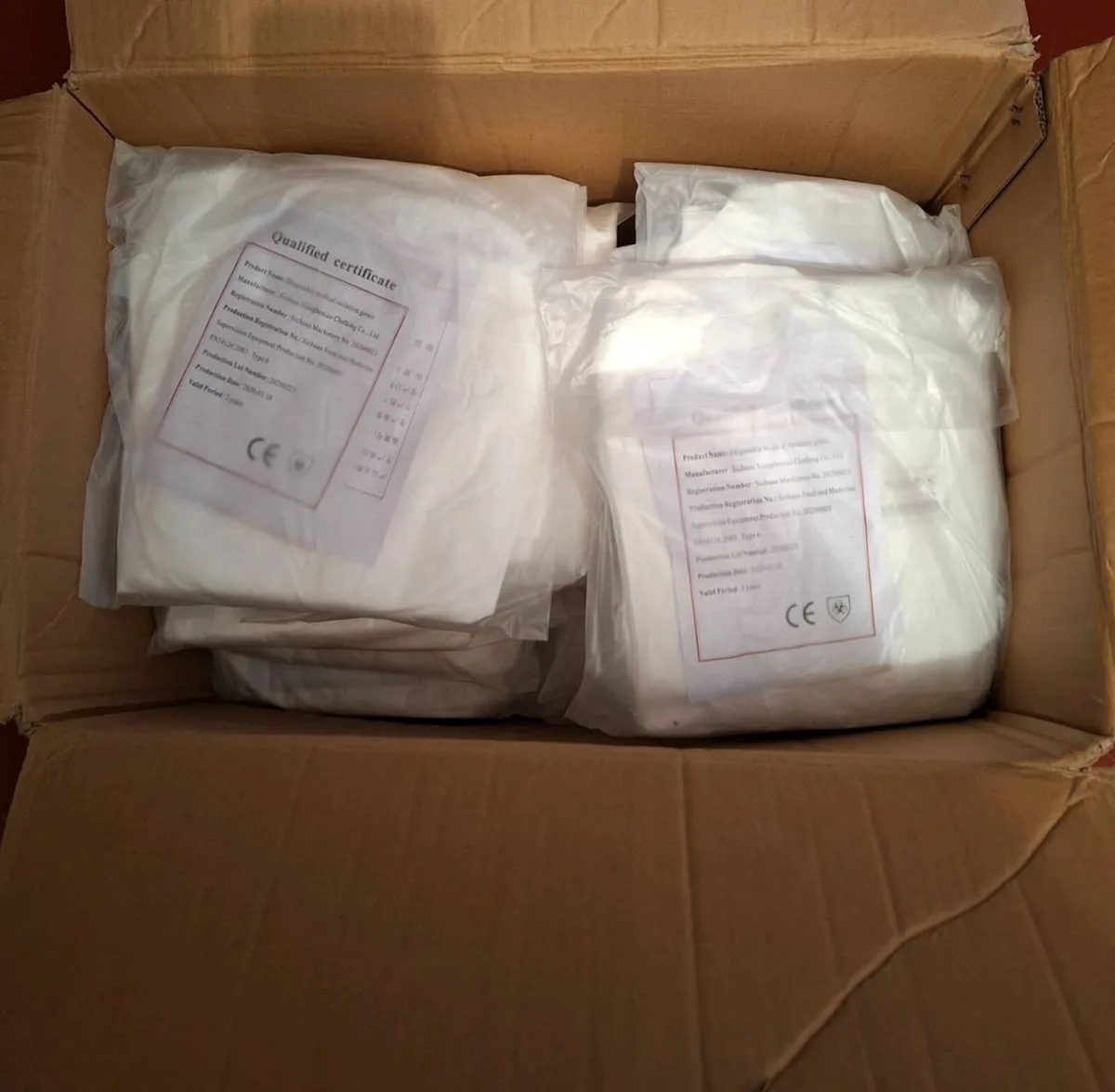 Disposable overalls/coveralls. - Image 2