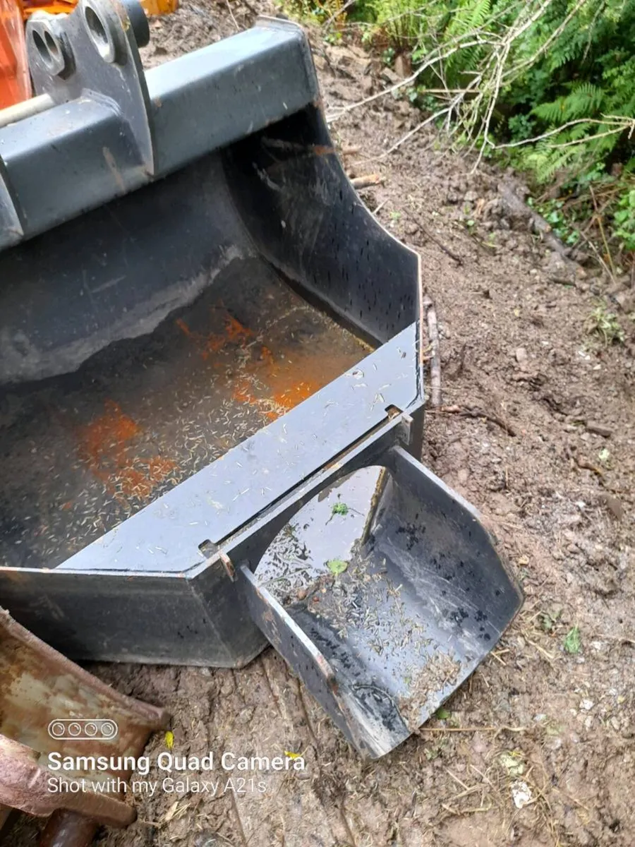 Concrete pouring bucket - Image 2