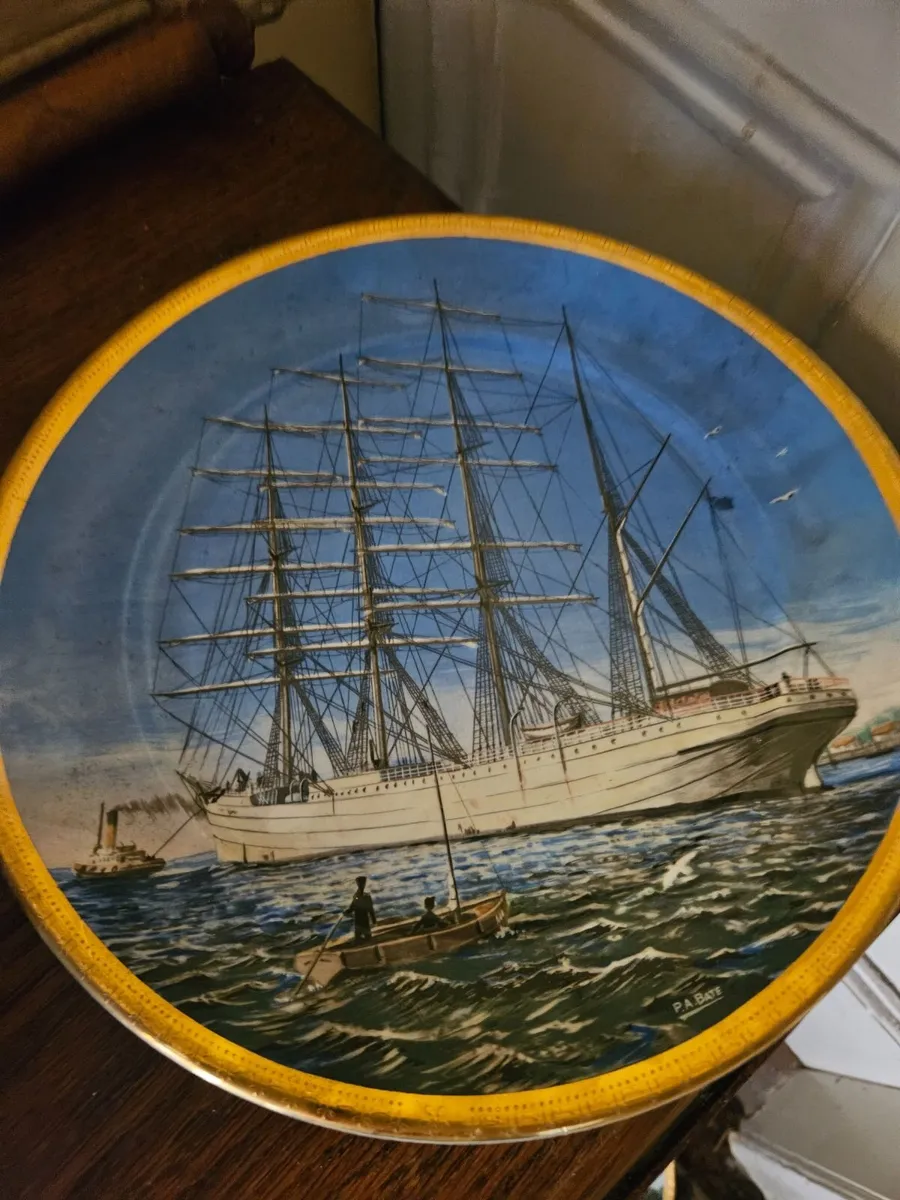 Vintage Arklow Pottery Plate - Image 3