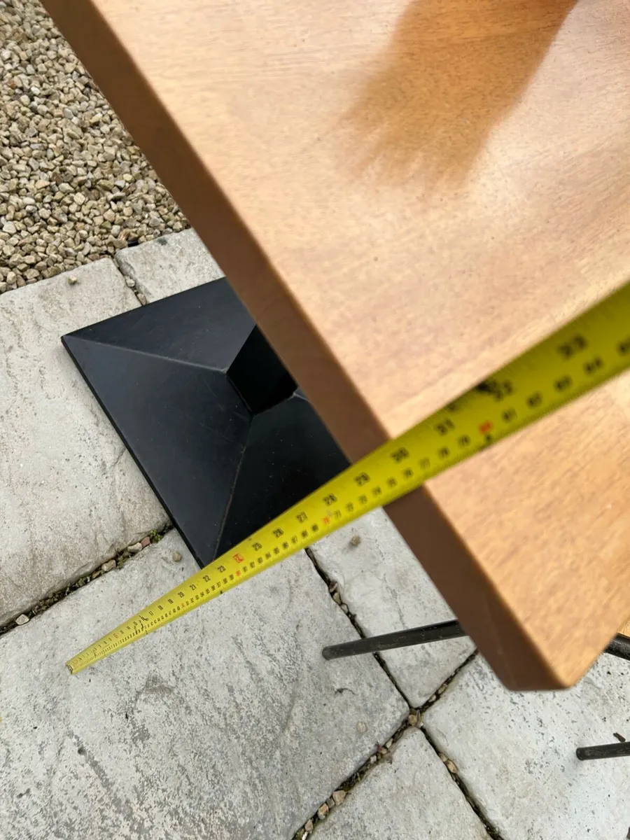 Tables - Image 4