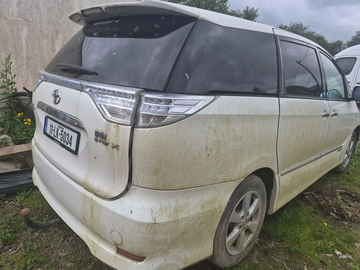 Toyota estima breaking - Image 3