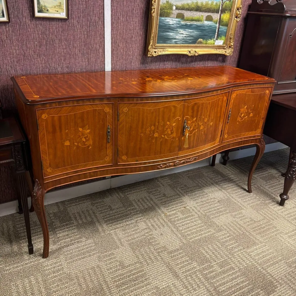 Mahogany bow fronted four door sideboard - Image 1