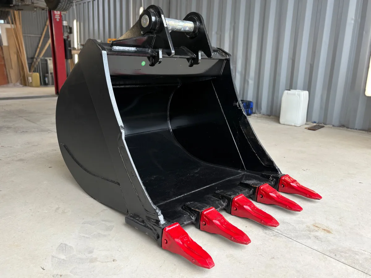 NEW 13 TON 42” DIGGING BUCKET - Image 1