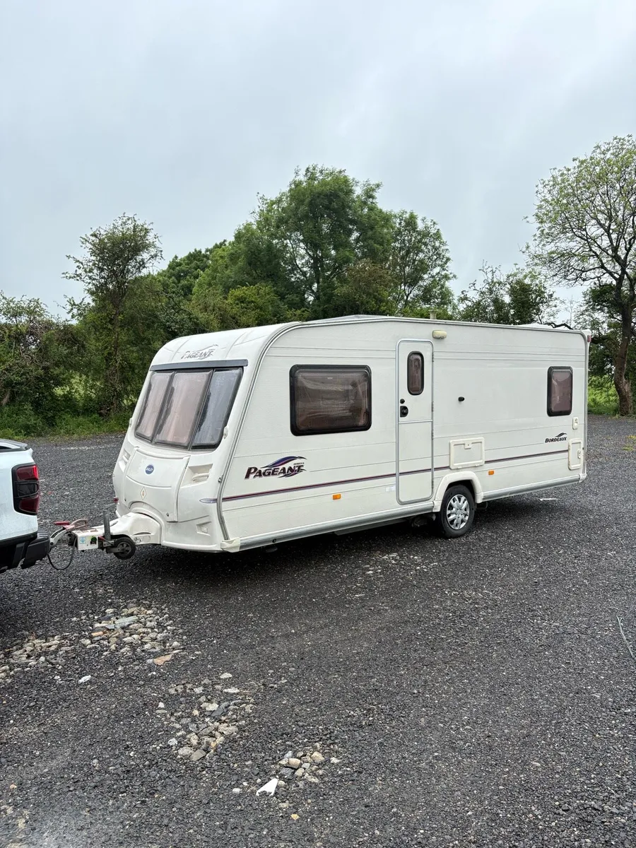 Bailey Pageant 4 Berth Fixed Bed Caravan - Image 1