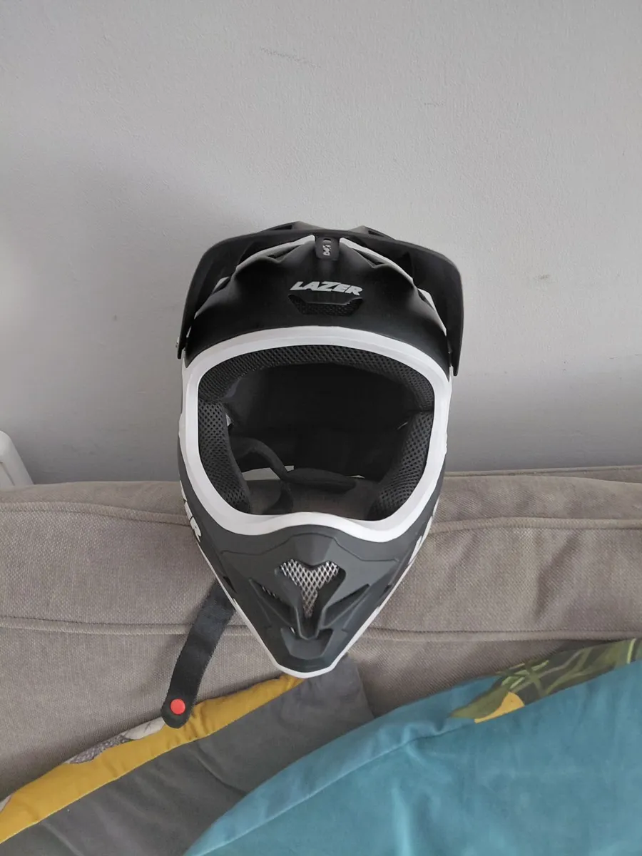 Mountain Bike Helmet - Image 2