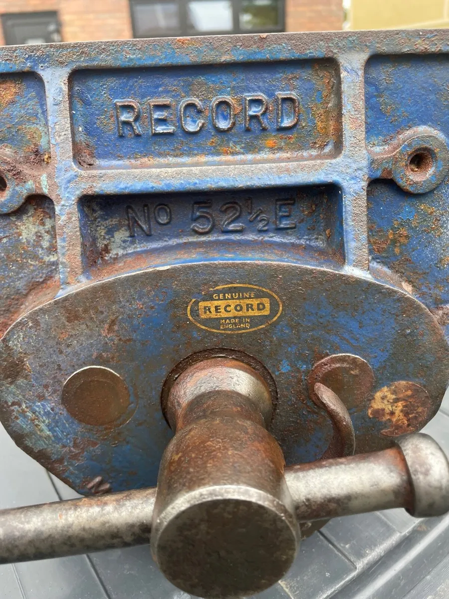 Large vintage record 52 1/2 E quick release vice - Image 4