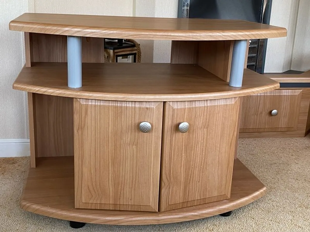 TV unit free to take away - Image 2
