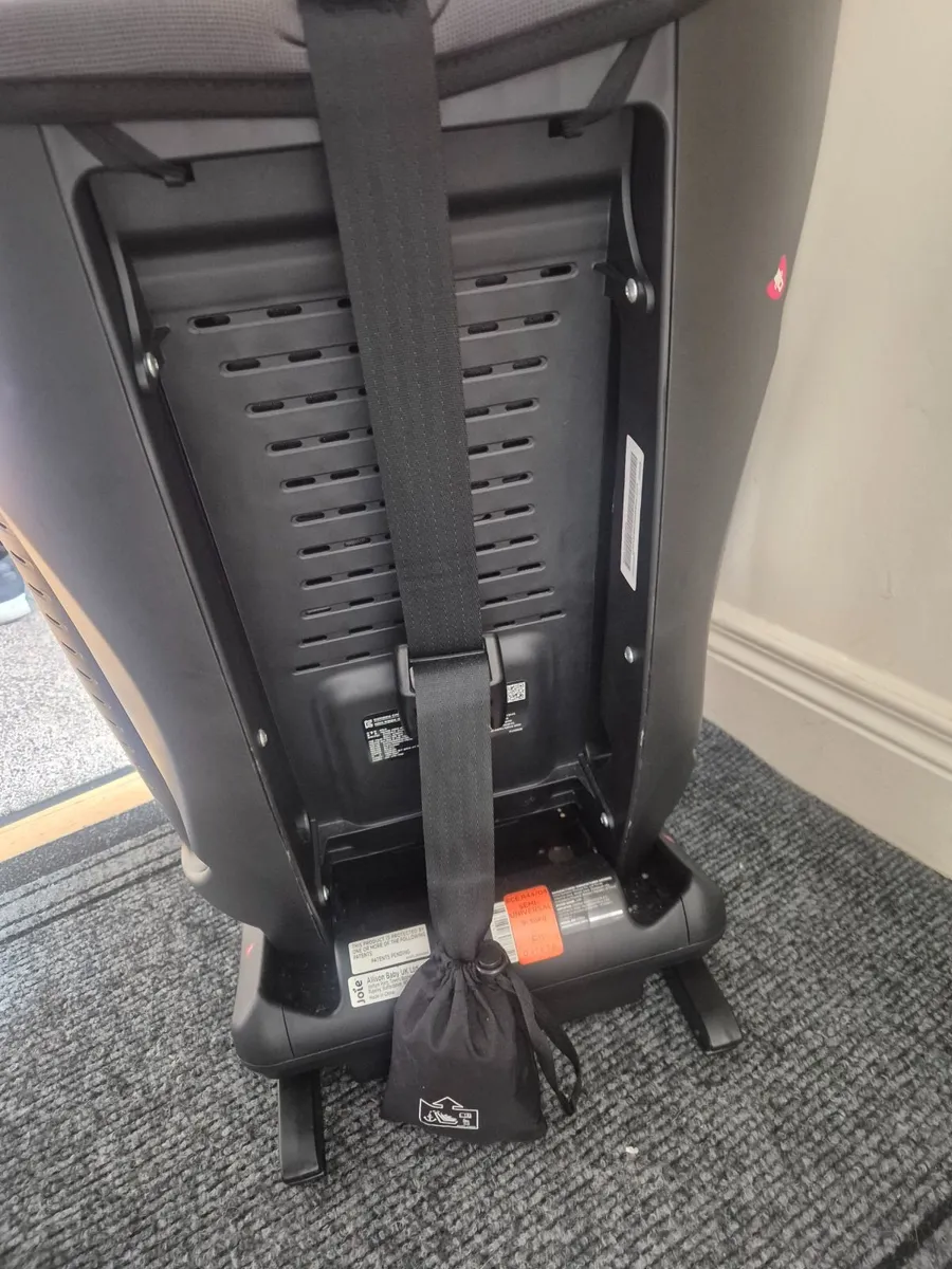 Joie Car seat - Image 2