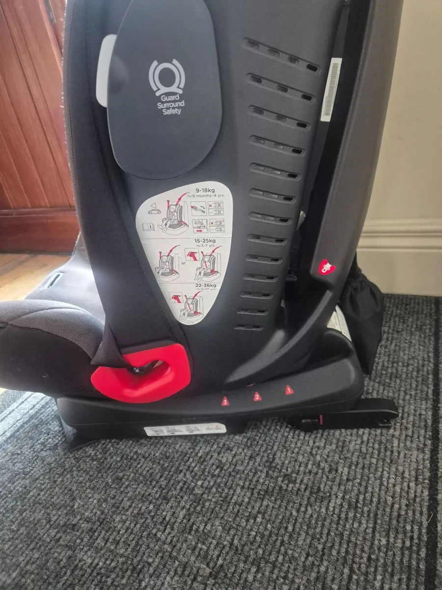 Joie Car seat - Image 4