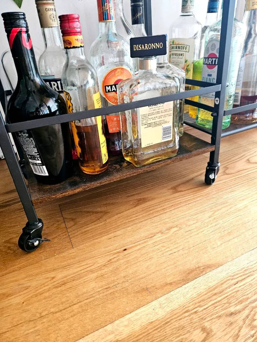 Home bar on wheels! - Image 2