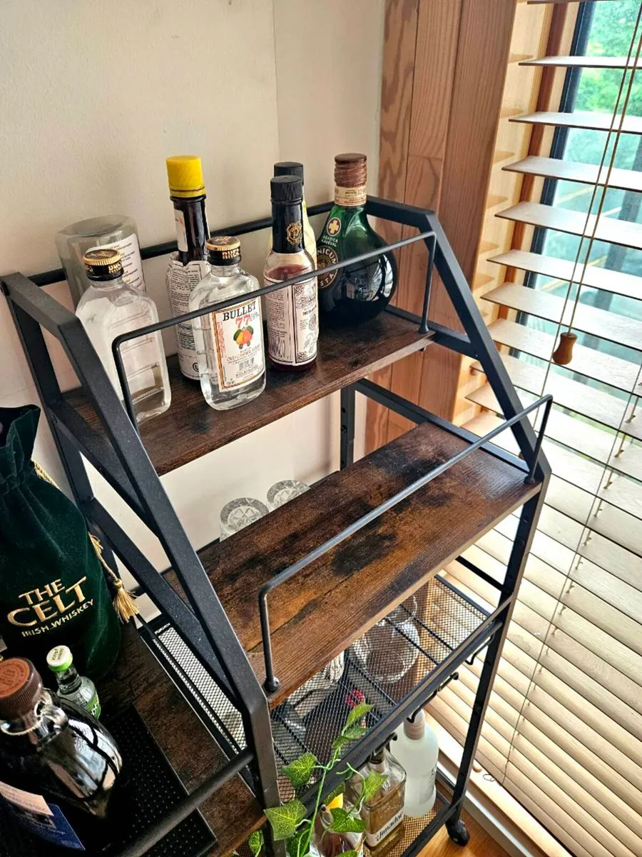 Home bar on wheels! - Image 3