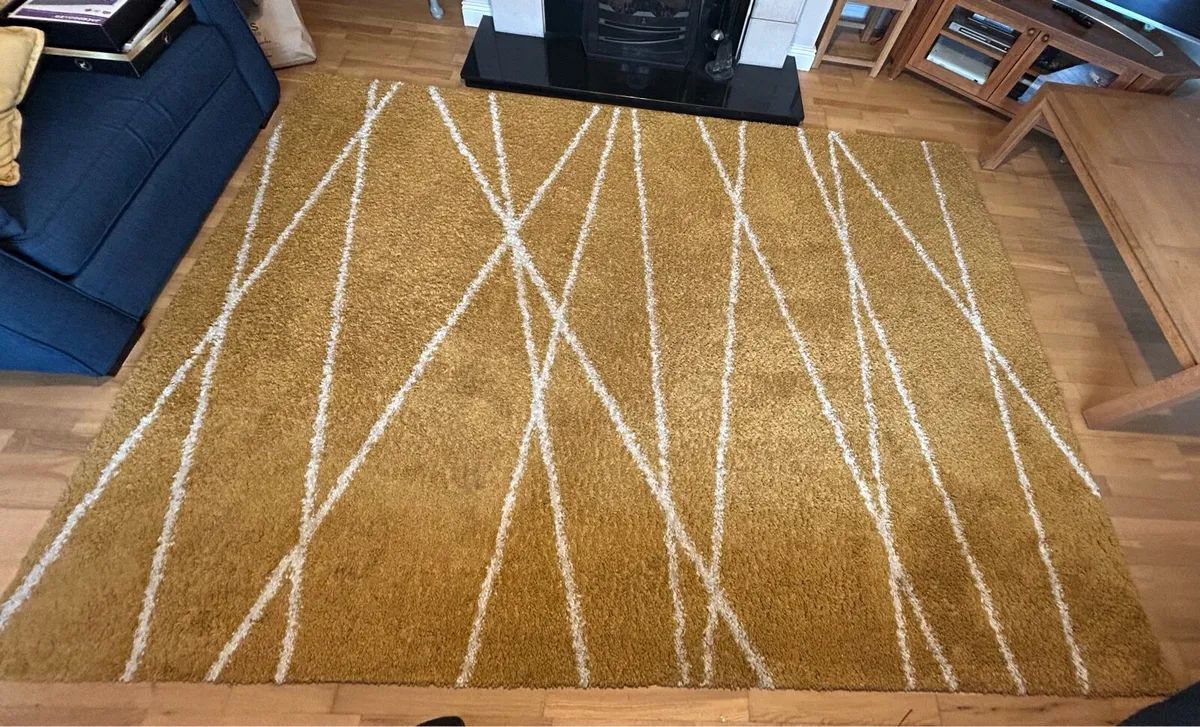 Rug - Image 1
