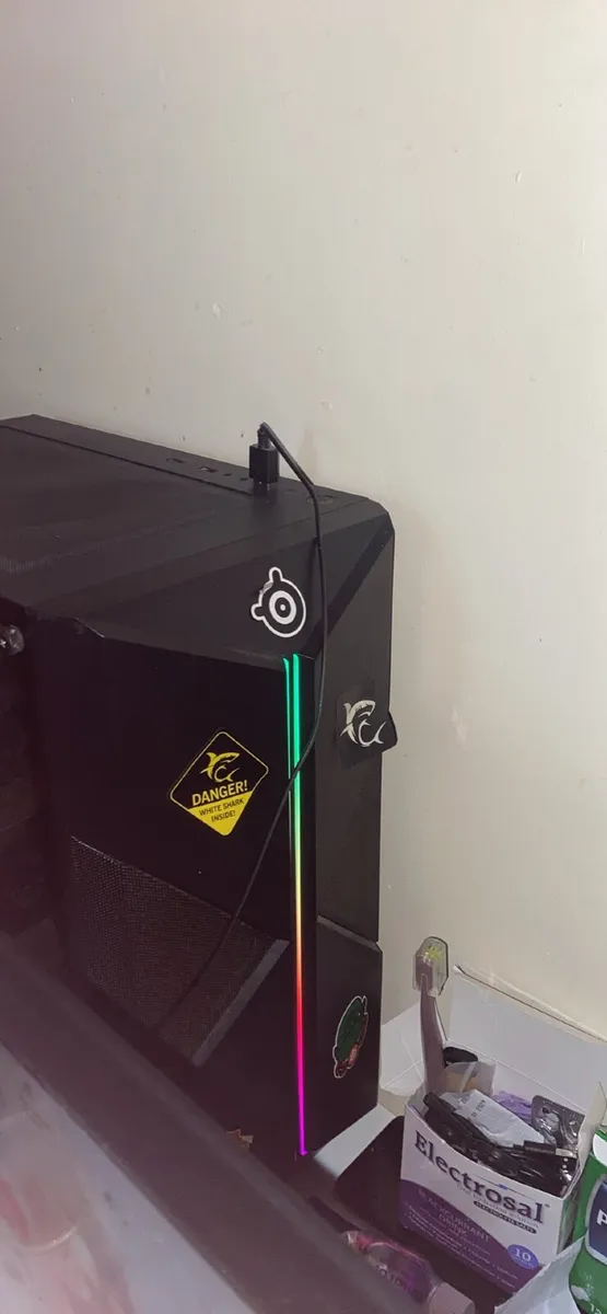 Gaming pc setup - Image 1