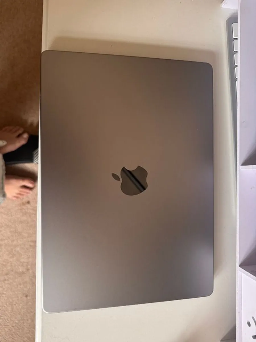 Macbook Pro 14" (2021) Apple M1 Pro 16gb Ram 512gb Ssd - Image 1