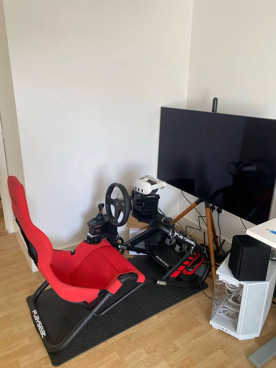 Playseat trophy sim racing cockpit + shifter mount - Image 2