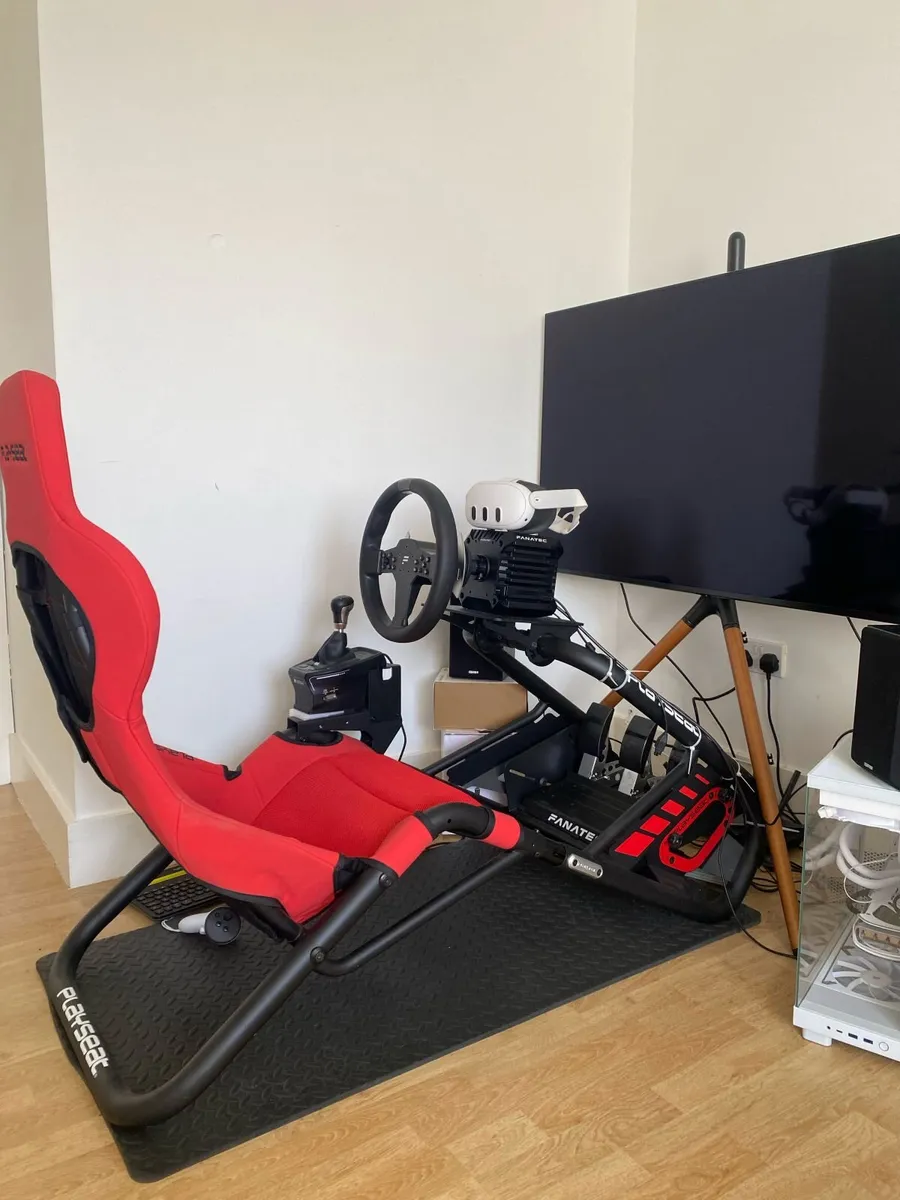 Playseat trophy sim racing cockpit + shifter mount - Image 4