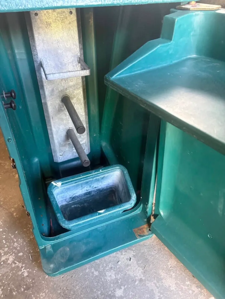 Iforwillams tack box - Image 4