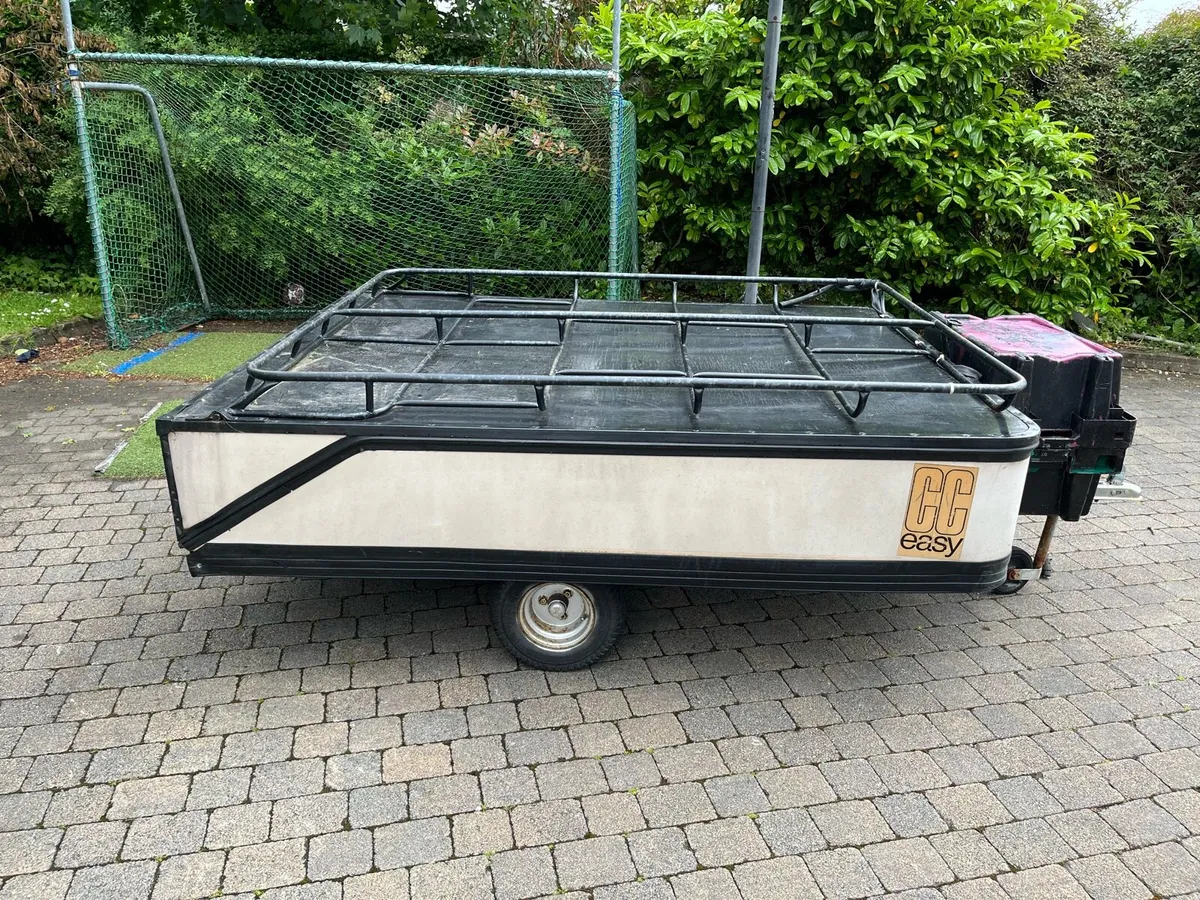 Trailer tent