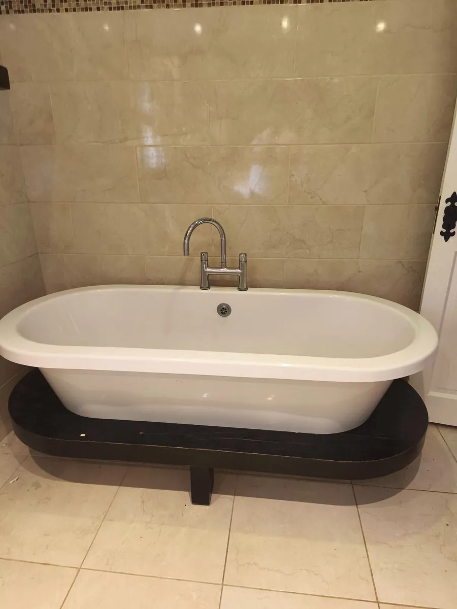 Bath 🛁 - Image 1