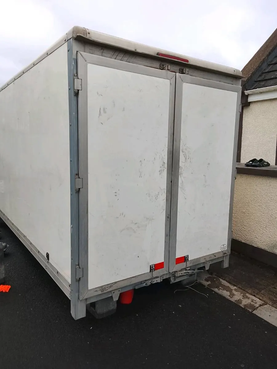 Luton box for truck - Image 4