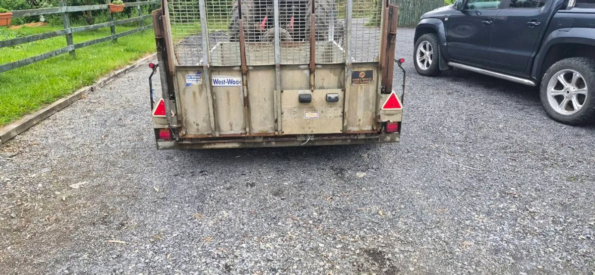 Plant trailer - Image 1