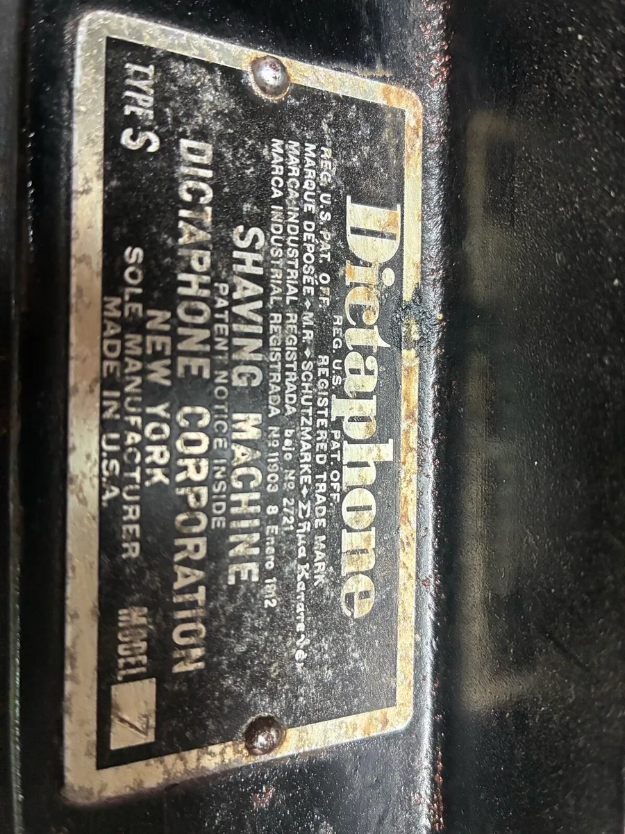 Dictaphone Shaving machine - Image 4