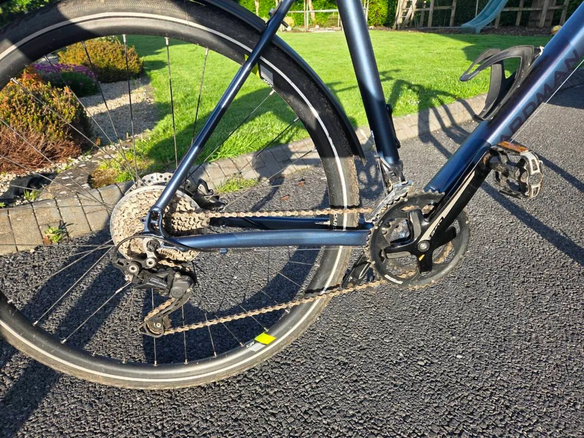 Boardman MTX8.8 Hybrid Bicycle - Image 4