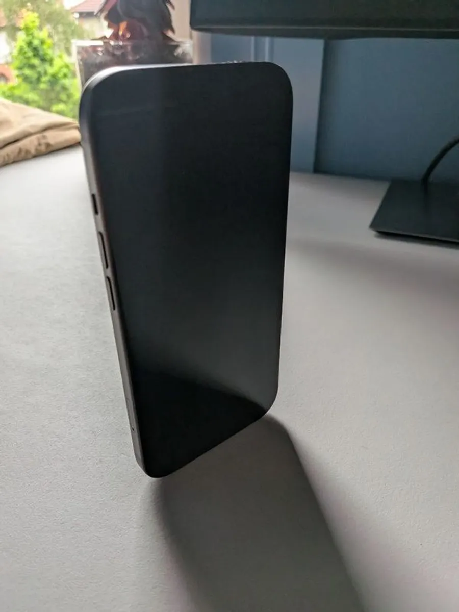 IPhone 15 - 128gb Excellent Condition - 100% Battery Health - Image 4