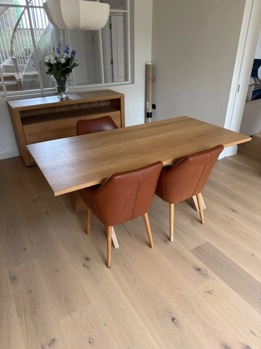 Kitchen Table - Image 1