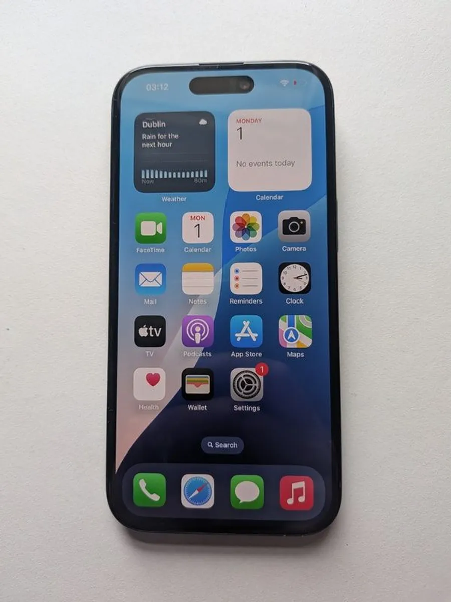 IPhone 15 - 128gb Excellent Condition - 100% Battery Health - Image 1