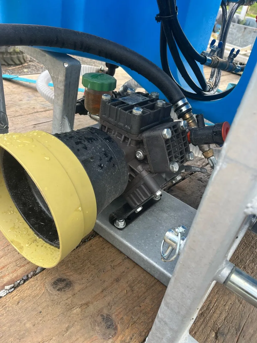 New Sprayer Pump - Image 1