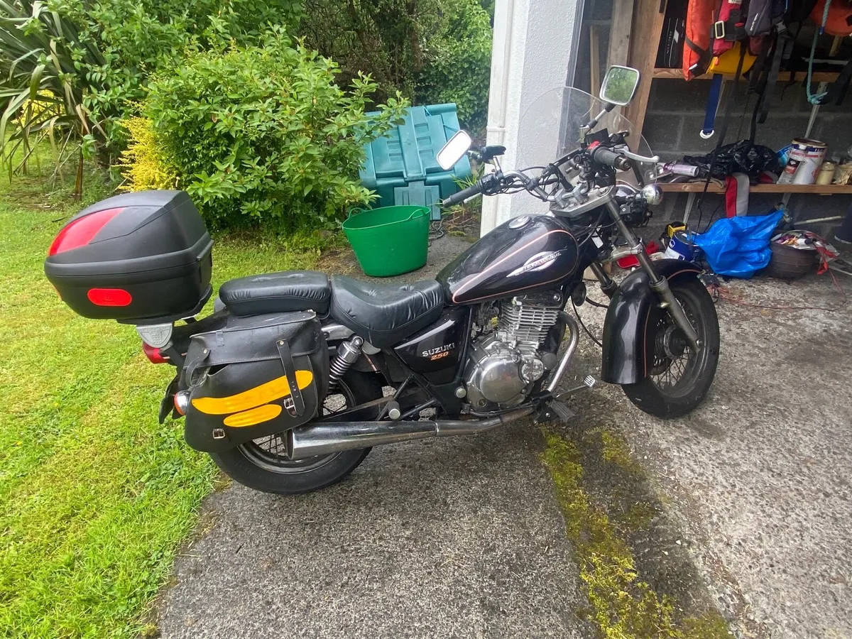Suzuki Marauder 250,(2007). - Image 1