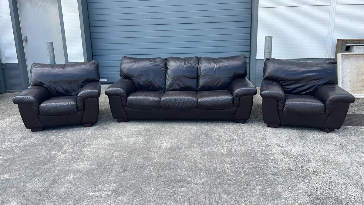 Leather sofa 3 1 1