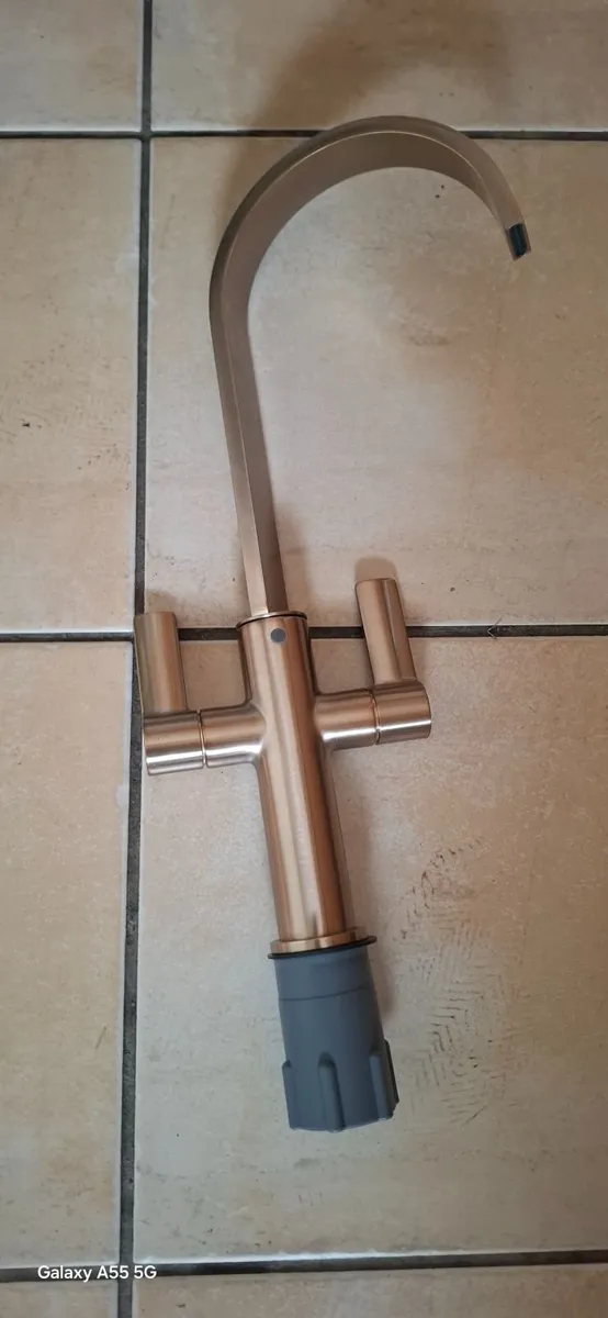 Kitchen Tap - Image 3