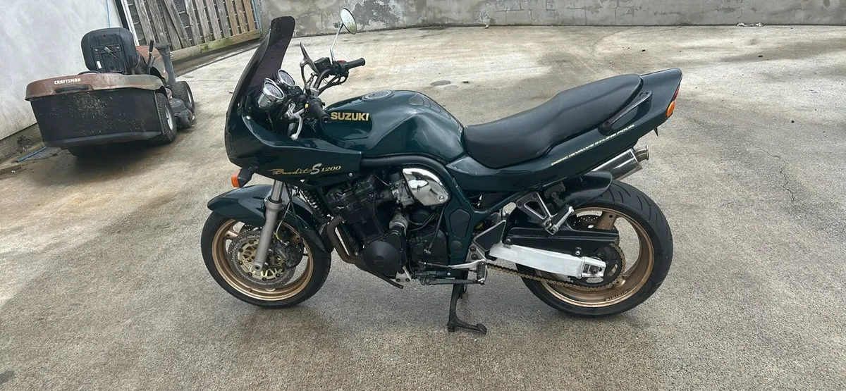 Suzuki bandit 1200s 1998 - Image 1