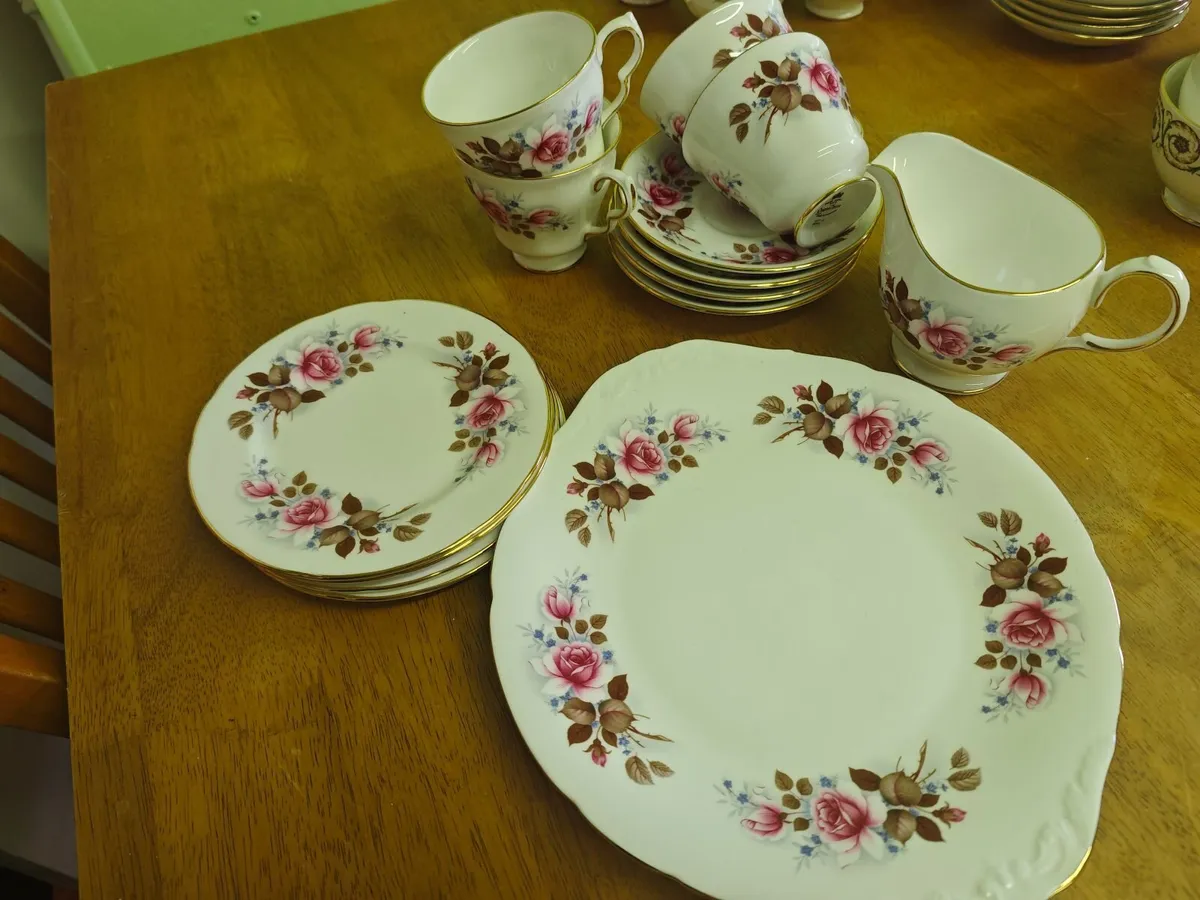 China Tea Sets - Image 3