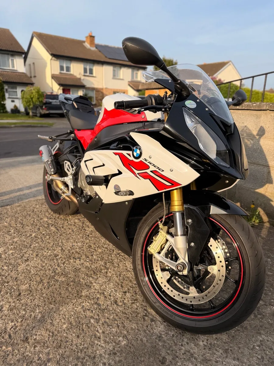 BMW S1000RR - Image 2