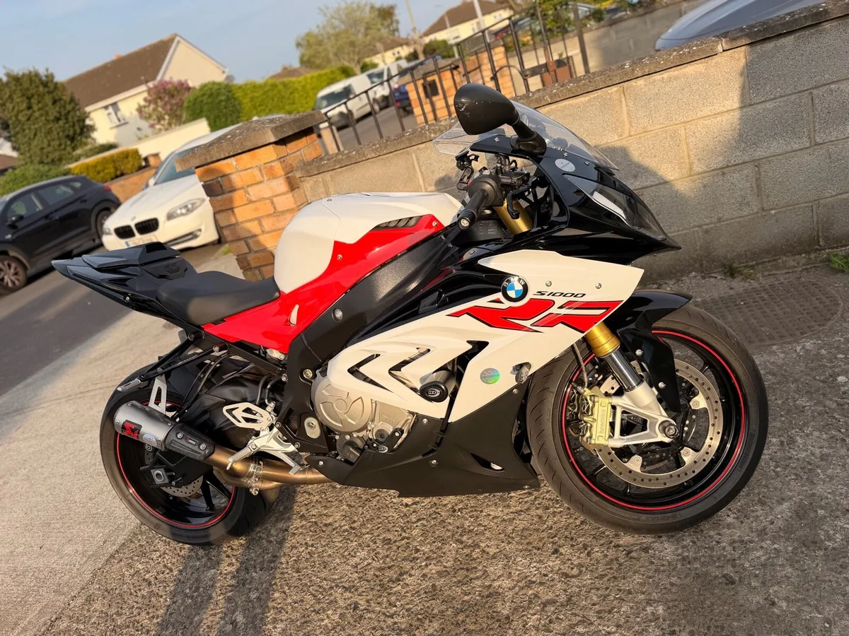 BMW S1000RR - Image 4