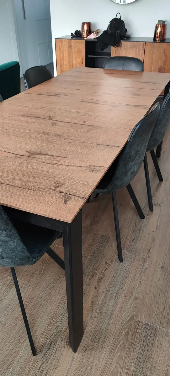 Dinning table with chairs - Image 3