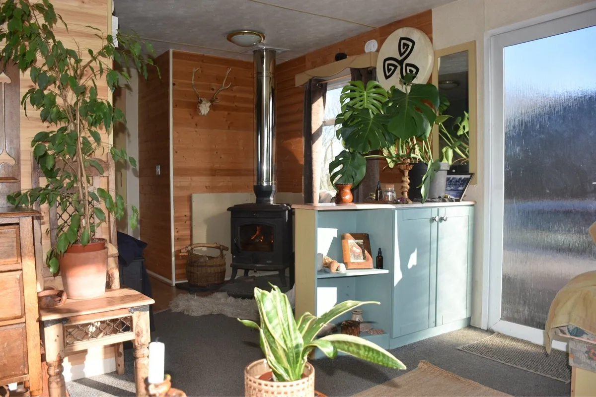 Mobile Home - Image 2