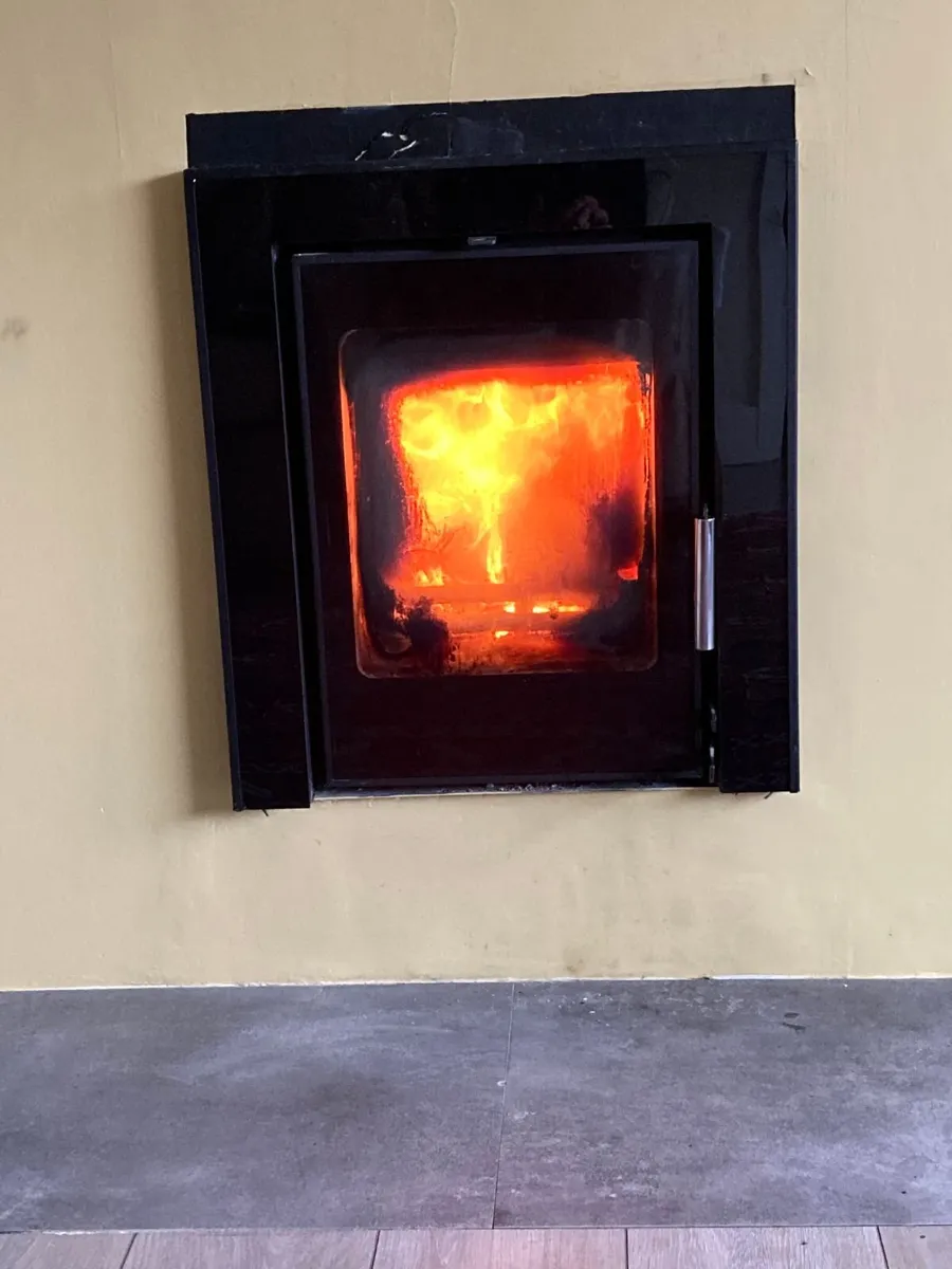 stove - Image 1