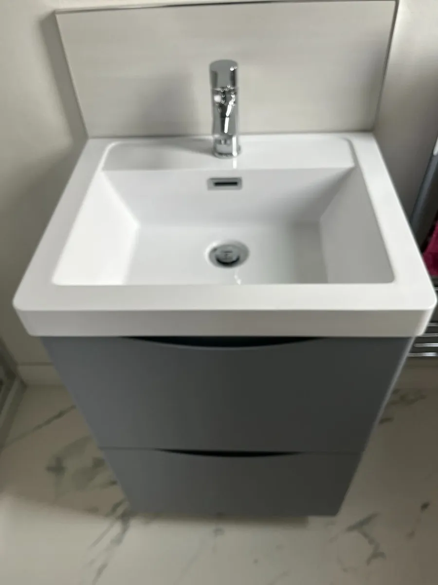 Bathroom vanity unit basin & shower tray - Image 2