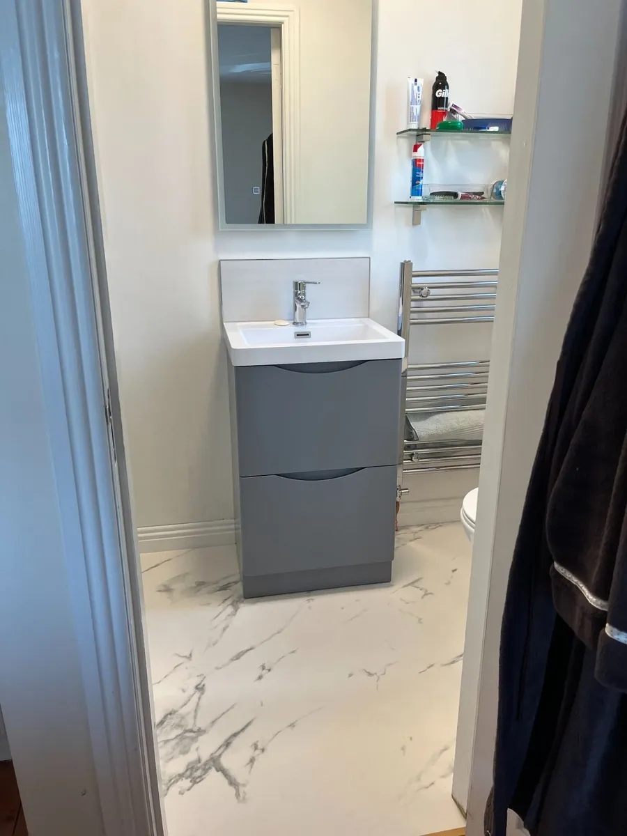 Bathroom vanity unit basin & shower tray - Image 4