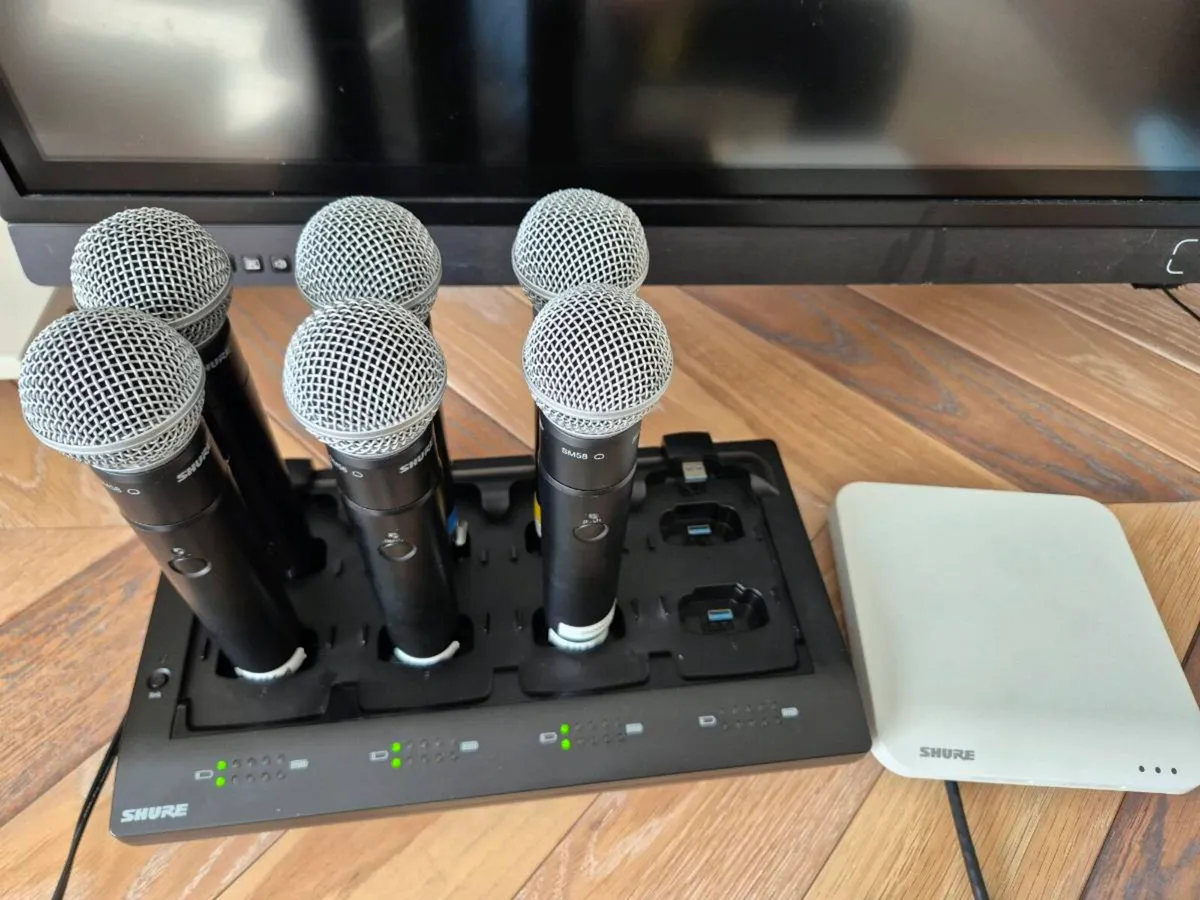 Shure Microflex Wireless MXW Bundle: 6x MXW2/SM58 - Image 1