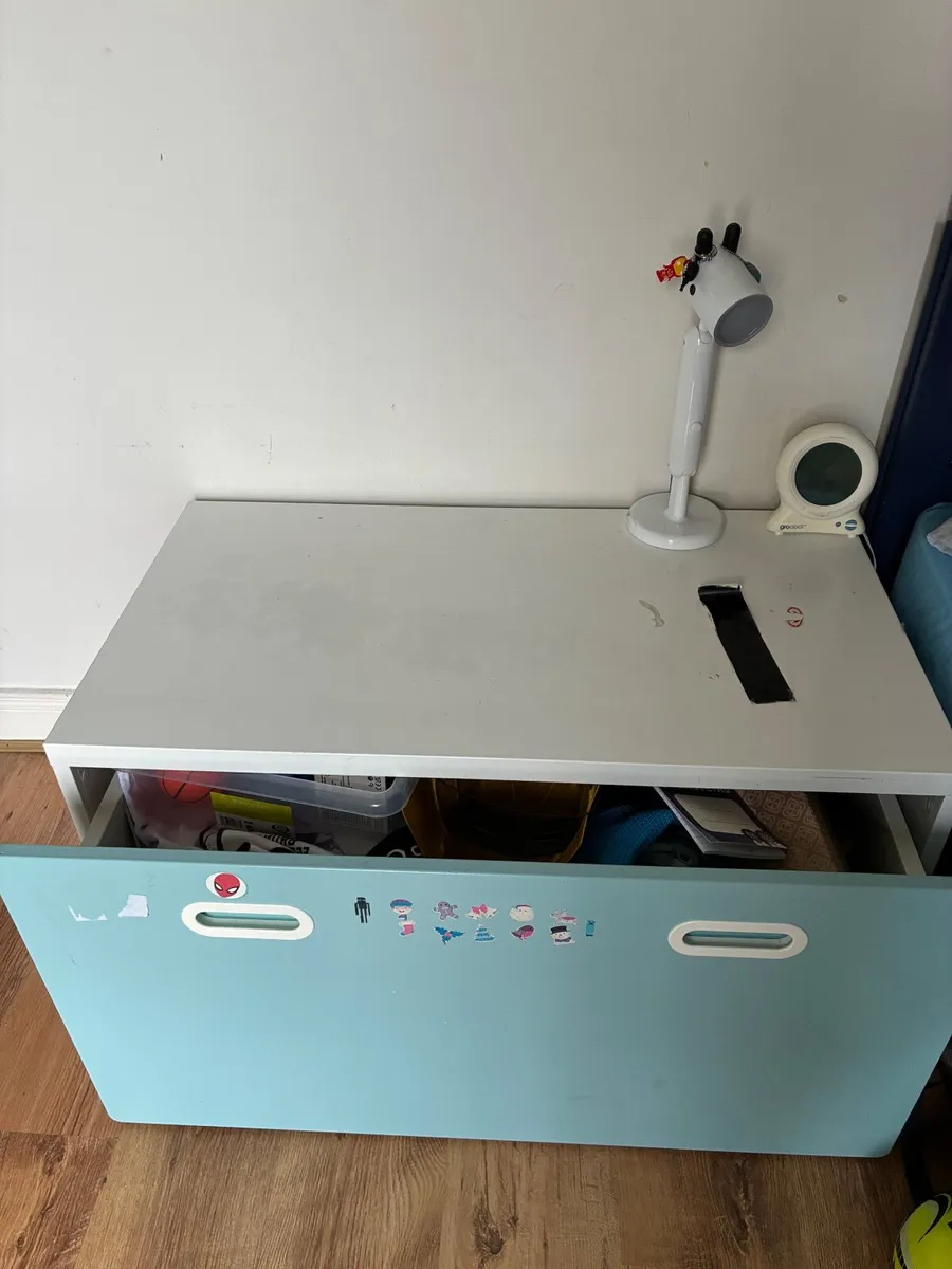 FREE kids Bedroom Furniture - Image 3