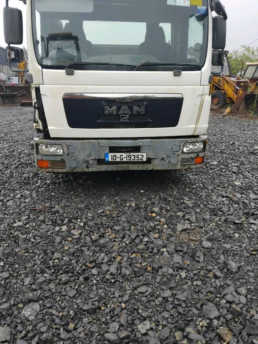 Man lorry - Image 1