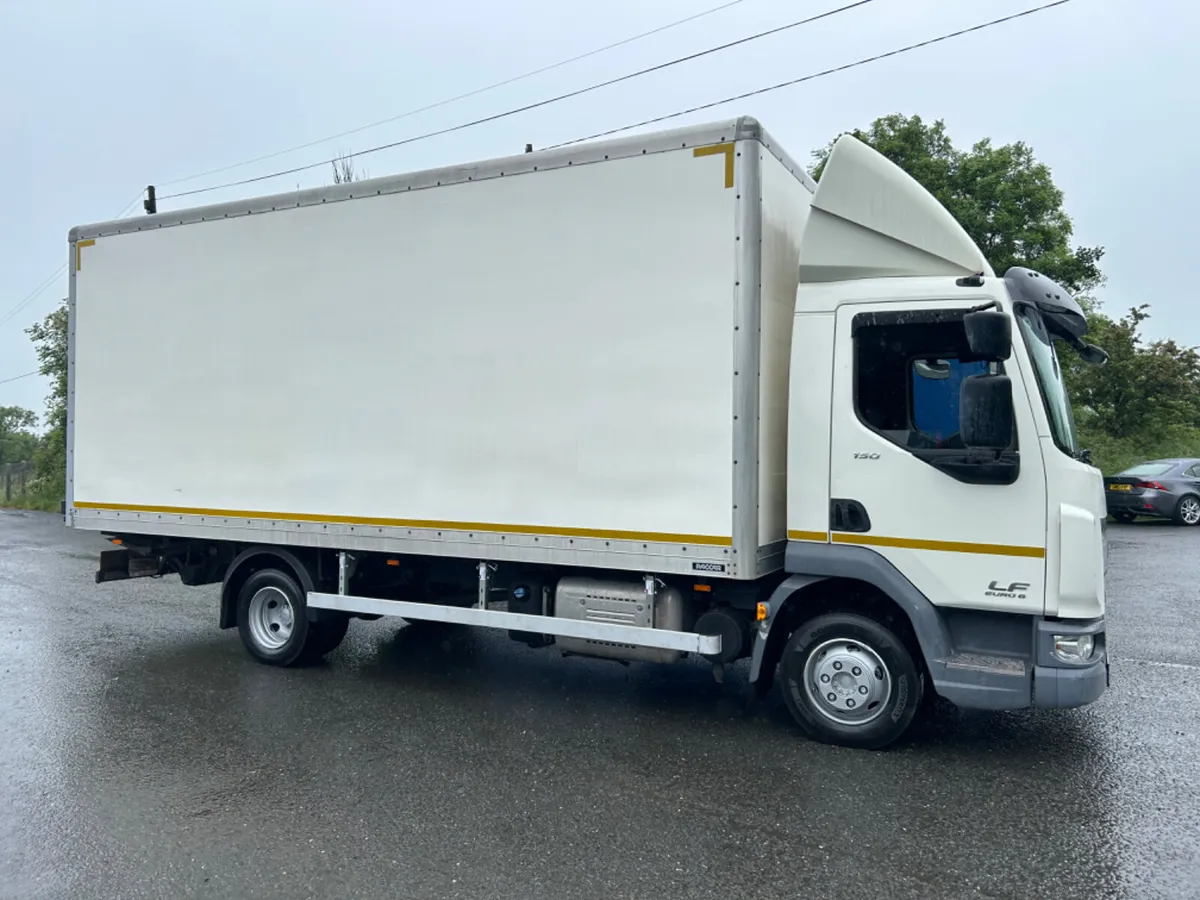 2017 Daf lf150 7.5 ton box with tail lift - Image 4